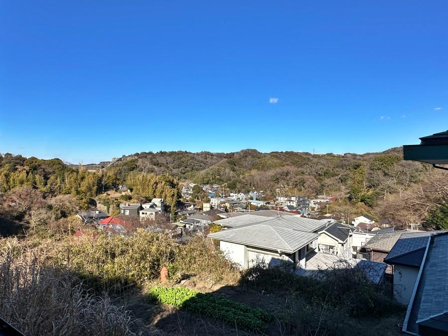 鎌倉市笛田六丁目の売買物件/2階洋室その2からの眺望｜ぼーっと眺めていたい
