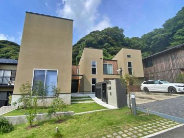 鎌倉市西御門一丁目の賃貸物件/アウトドア長屋のニューカマー