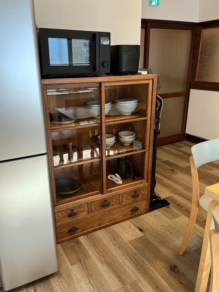 鎌倉市御成町の賃貸物件/シェアキッチン「SHOKUDOU」には続々とアイテムが入りました