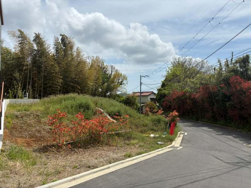三浦郡葉山町木古庭の売買物件/A・D区画は宅地分譲のため、現在は更地です