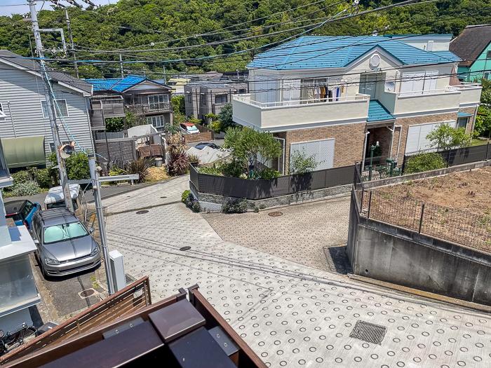 葉山町下山口の売買物件/2階の東側バルコニーから