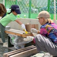 鎌倉市御成町の賃貸物件/製作過程｜地元の子供たちが塗った垂木も、見上げればそこに。