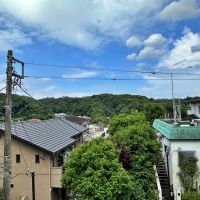 鎌倉市扇ガ谷四丁目の売買物件/2階からの眺望｜扇ガ谷エリアは扇状に谷が広がっています