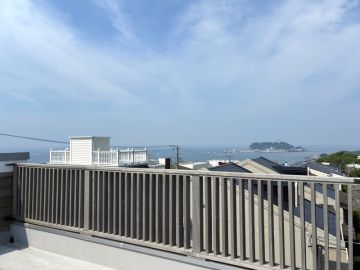 鎌倉市七里ガ浜二丁目の賃貸物件/坂の上の無垢な我が家