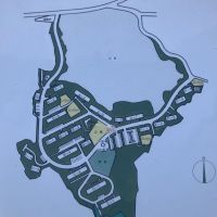 鎌倉市梶原五丁目の売買物件/案内図｜大小合わせて21棟の住居棟と公園や運動場や駐車場が豊かな山の緑の中に開けています。