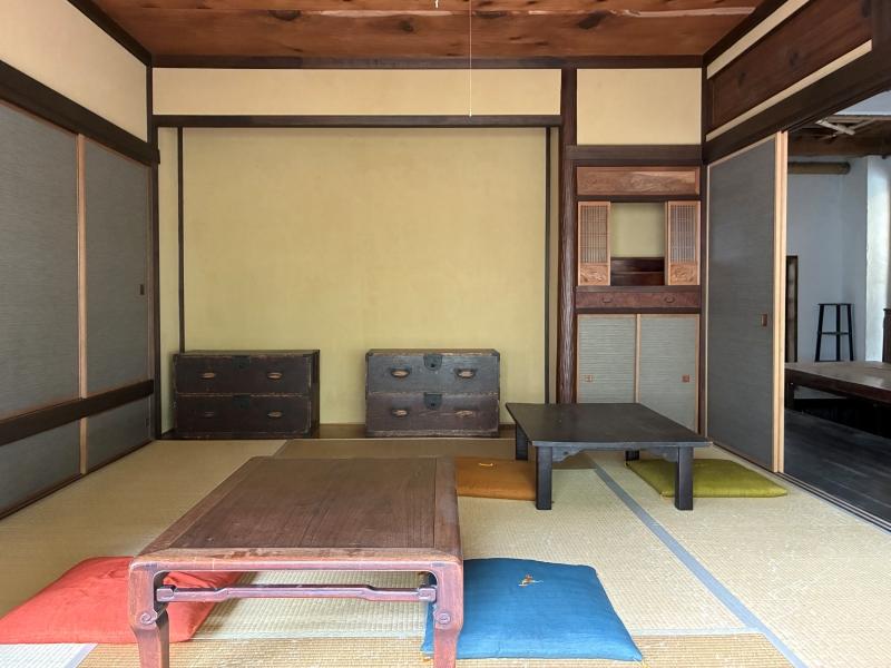 鎌倉市極楽寺四丁目の売買物件/1階 和室｜広縁側より