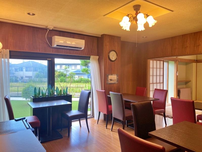 横浜市金沢区寺前一丁目の賃貸物件/南側には奥行きのある庭│室内まで心地よい風が届きます