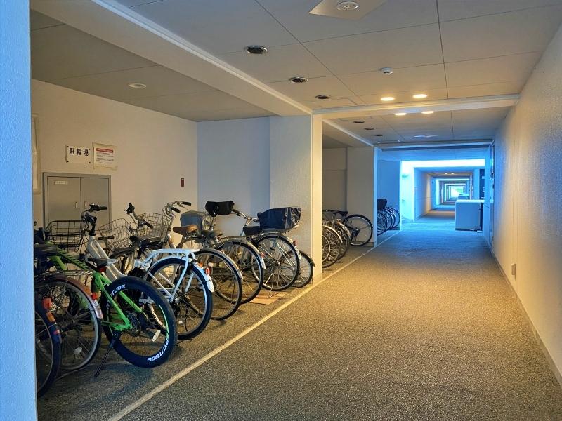 平塚市日向岡二丁目の売買物件/駐輪場