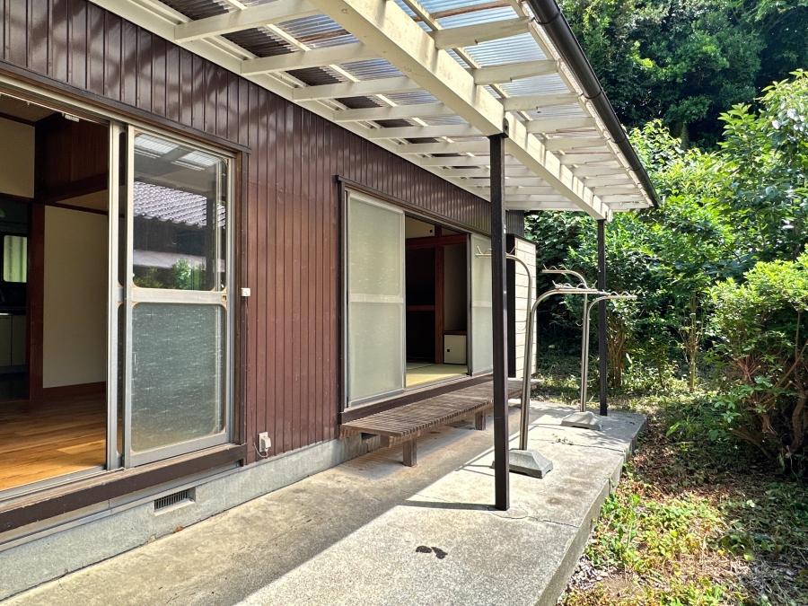 葉山町一色の賃貸物件/テラス｜おばあちゃん家で過ごす夏休みという言葉が似合う空間です