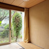 鎌倉市長谷三丁目の売買物件/1階 和室｜庭に直接出られる掃出し窓