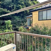 鎌倉市扇ガ谷四丁目の賃貸物件/バルコニーからの眺望｜洗濯物干しはこちらでどうぞ
