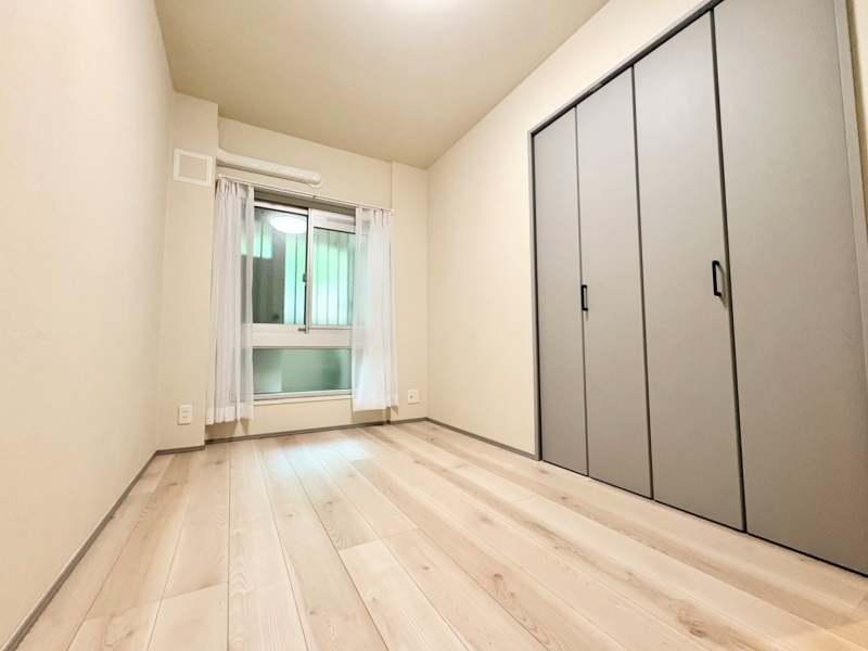 藤沢市辻堂太平台二丁目の売買物件/洋室2
