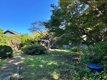 葉山町堀内の賃貸物件/星屑の庭