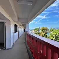 茅ヶ崎市中海岸二丁目の売買物件/共有部の廊下｜実は富士山が見えます
