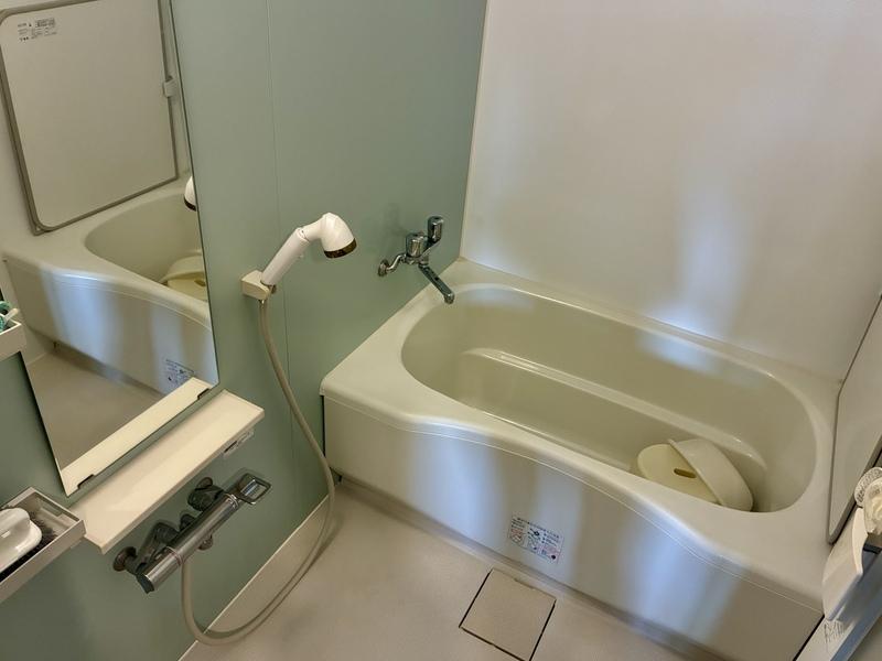 中郡大磯町大磯の賃貸物件/浴室（追い炊きはありません）。清潔感があっていい