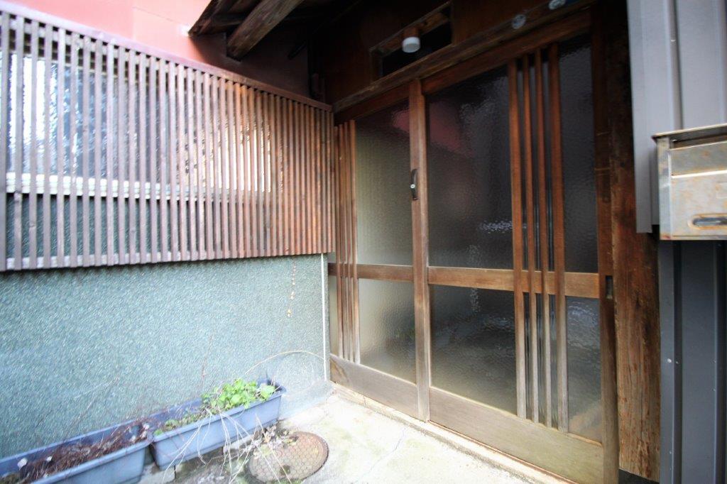 金沢市長町の賃貸物件/前面道路から、するすると進んだところにあります