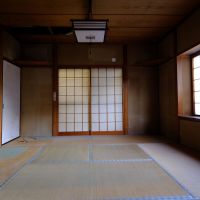 石川県金沢市山科三丁目の売買物件/１階川側の和室。台所とここをリノベしてリバービューのLDKなんて良いですね。