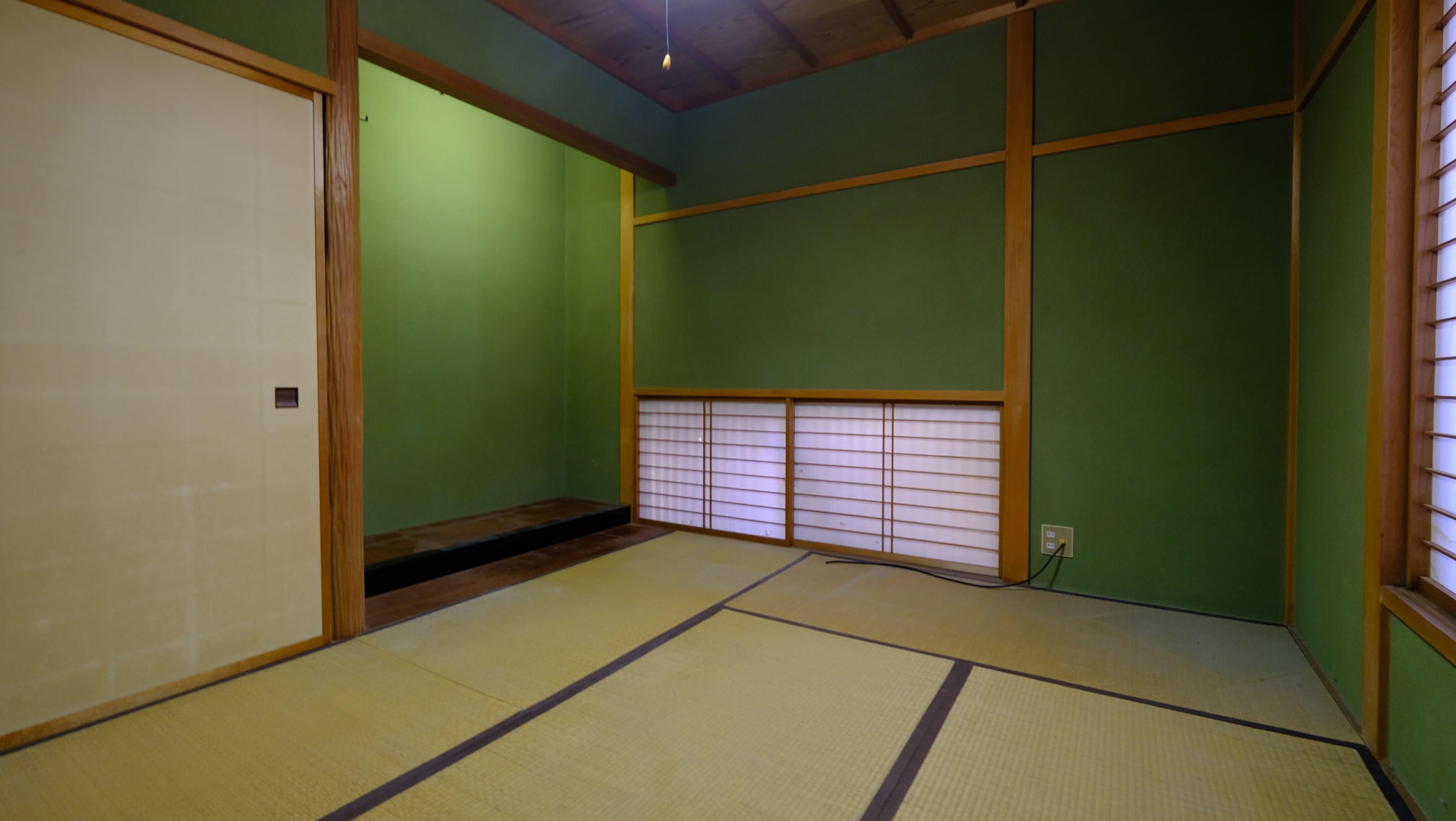 石川県金沢市山科三丁目の売買物件/その隣の床の間付きの和室。
