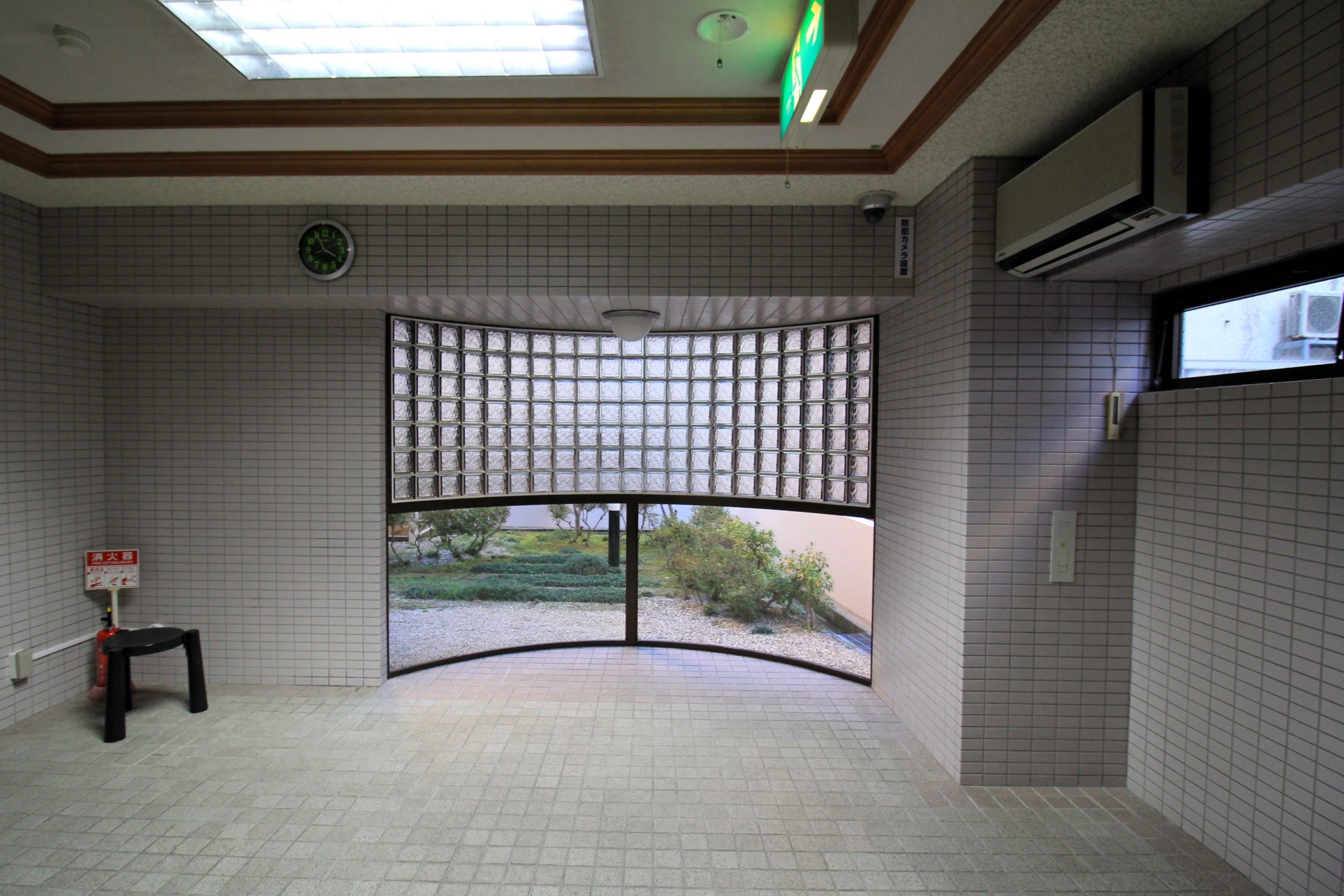 金沢市大手町の売買物件/共有部分(エントランス)。