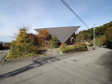 金沢市鈴見台の売買物件/折り紙屋根に魅せられて