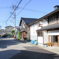 金沢市野町の賃貸物件/旧鶴来街道。近くに大正12年創業の酢造があります。