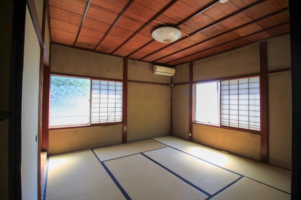 金沢市東山２丁目の賃貸物件/２階８畳和室