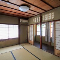 金沢市東山２丁目の賃貸物件/２階６畳和室はくれ縁付き
