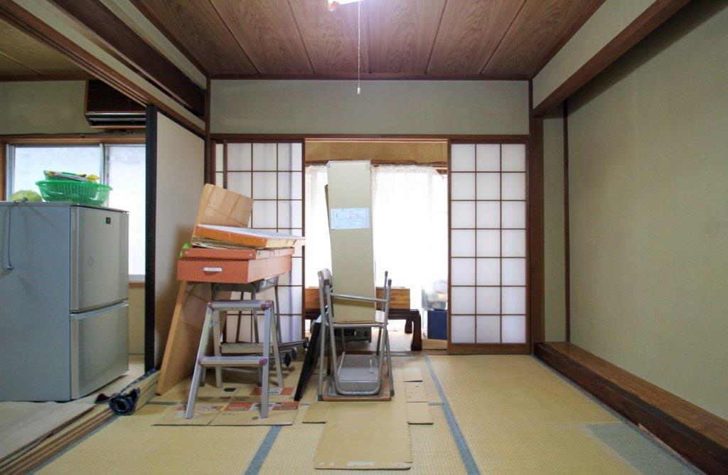 金沢市松村の売買物件/１階６畳和室は縁側付き