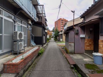 金沢市橋場町の賃貸物件/城下町のもくちんアパート