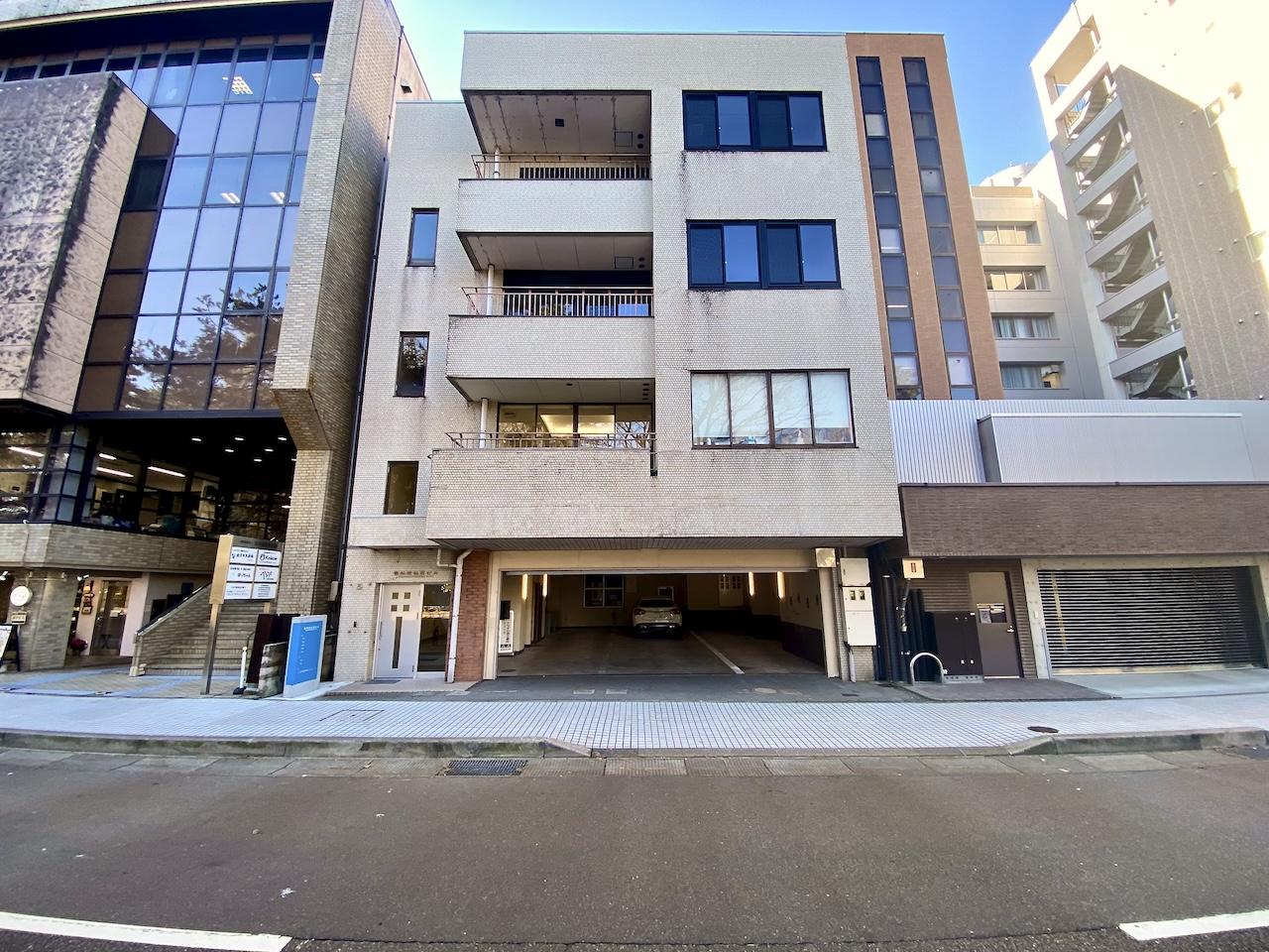 金沢市香林坊1丁目の賃貸物件/外観はあまり変えず、馴染みのあるまま残してます