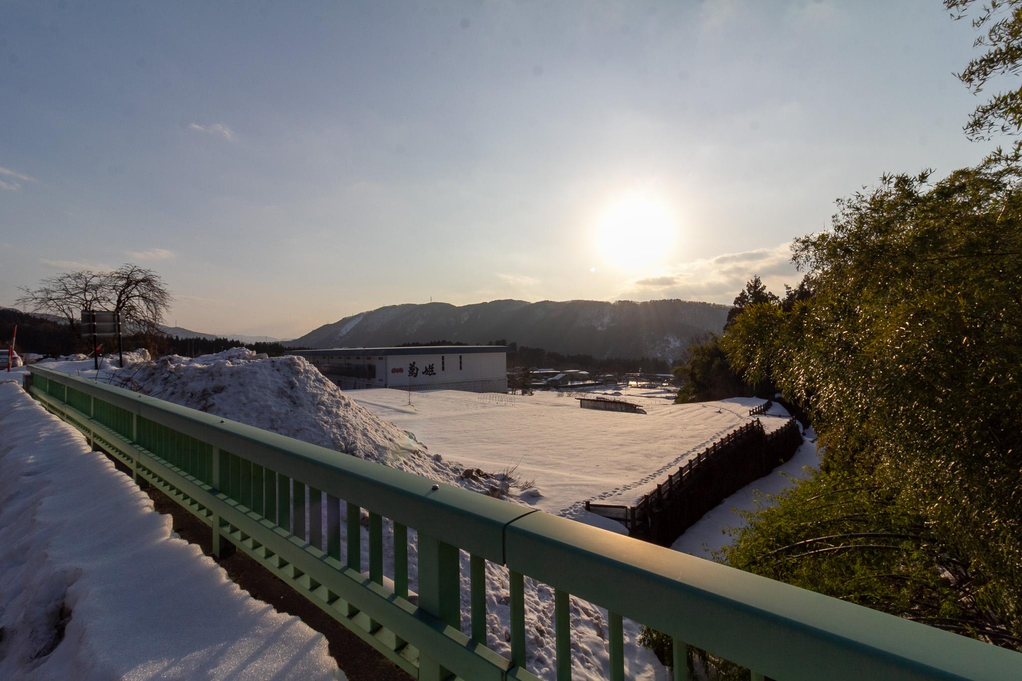 白山市八幡町の売買物件/本物件隣には川が流れます。