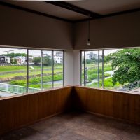 金沢市片町の賃貸物件/2階の元客席スペース。バンっと広がる犀川ビュー　