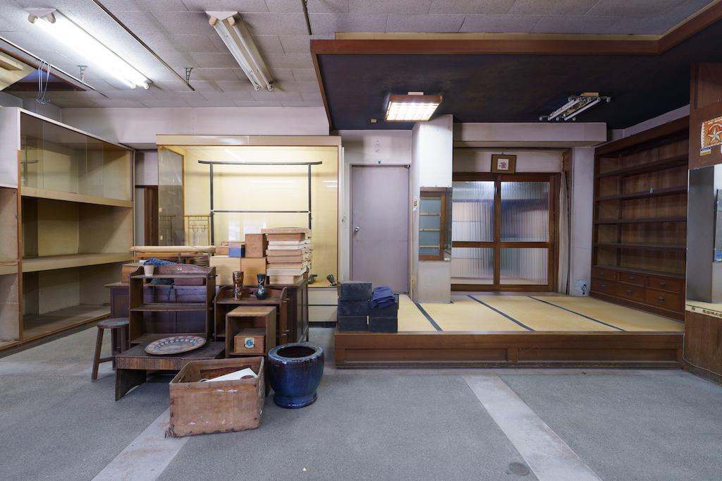 金沢市石引の賃貸物件/RCビル：元呉服店だった１階