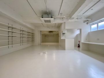 金沢市弥生の賃貸物件/白すぎて、自由
