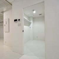 金沢市弥生の賃貸物件/キッチン横は収納スペース
