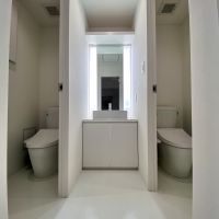 金沢市弥生の賃貸物件/トイレは2つ完備されています