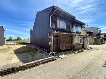 富山県射水市八幡町の売買物件/潮風と100年