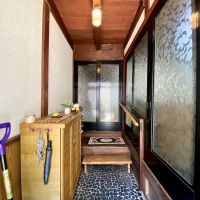 富山県射水市八幡町の売買物件/玄関