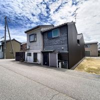 富山県射水市八幡町の売買物件/建物裏