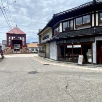 富山県射水市八幡町の売買物件/同じく近くには、カフェuchikawa六角堂　