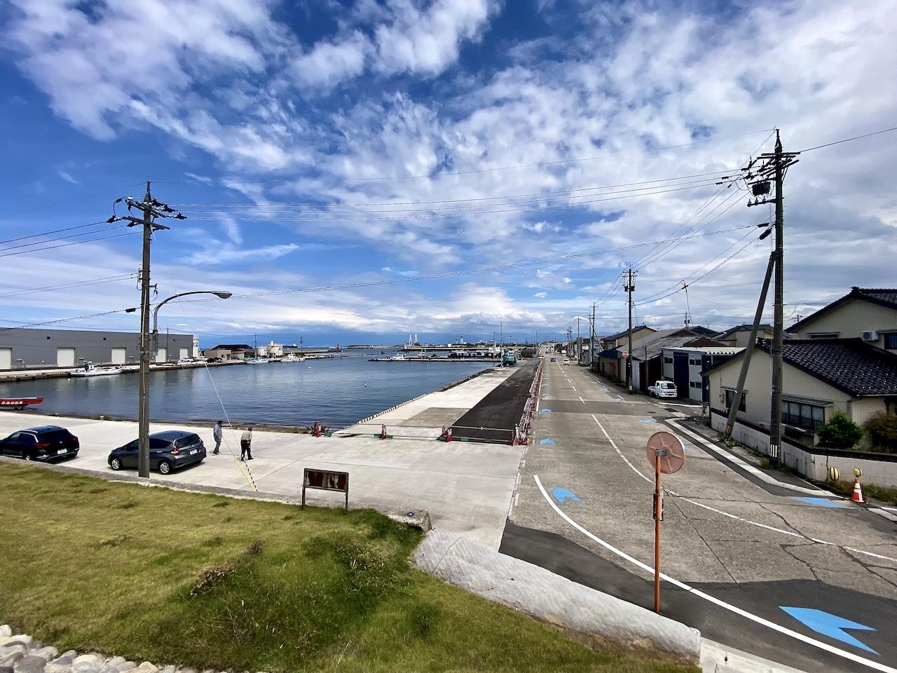 富山県射水市八幡町の売買物件/物件がある港町　心癒されます、この風景