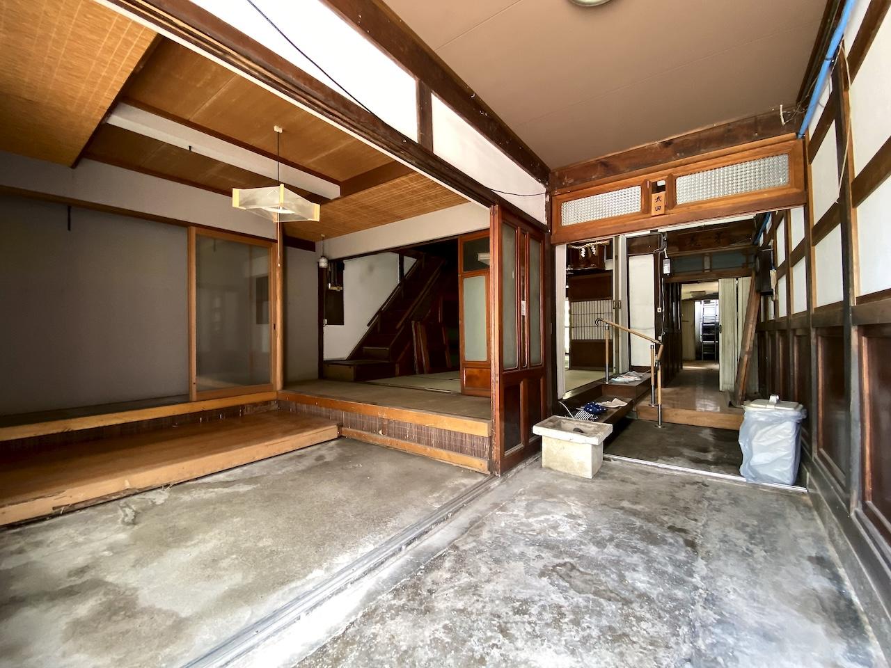 金沢市此花町の賃貸物件/広い玄関土間