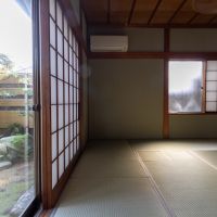 金沢市寺町5丁目の賃貸物件/１階８畳和室と庭