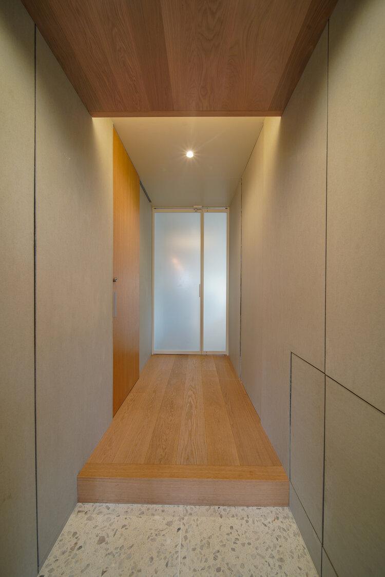 西宮市甲陽園本庄町の賃貸物件/玄関