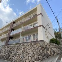 神戸市東灘区森北町の賃貸物件/2棟の団地型マンション。今回の募集は北棟