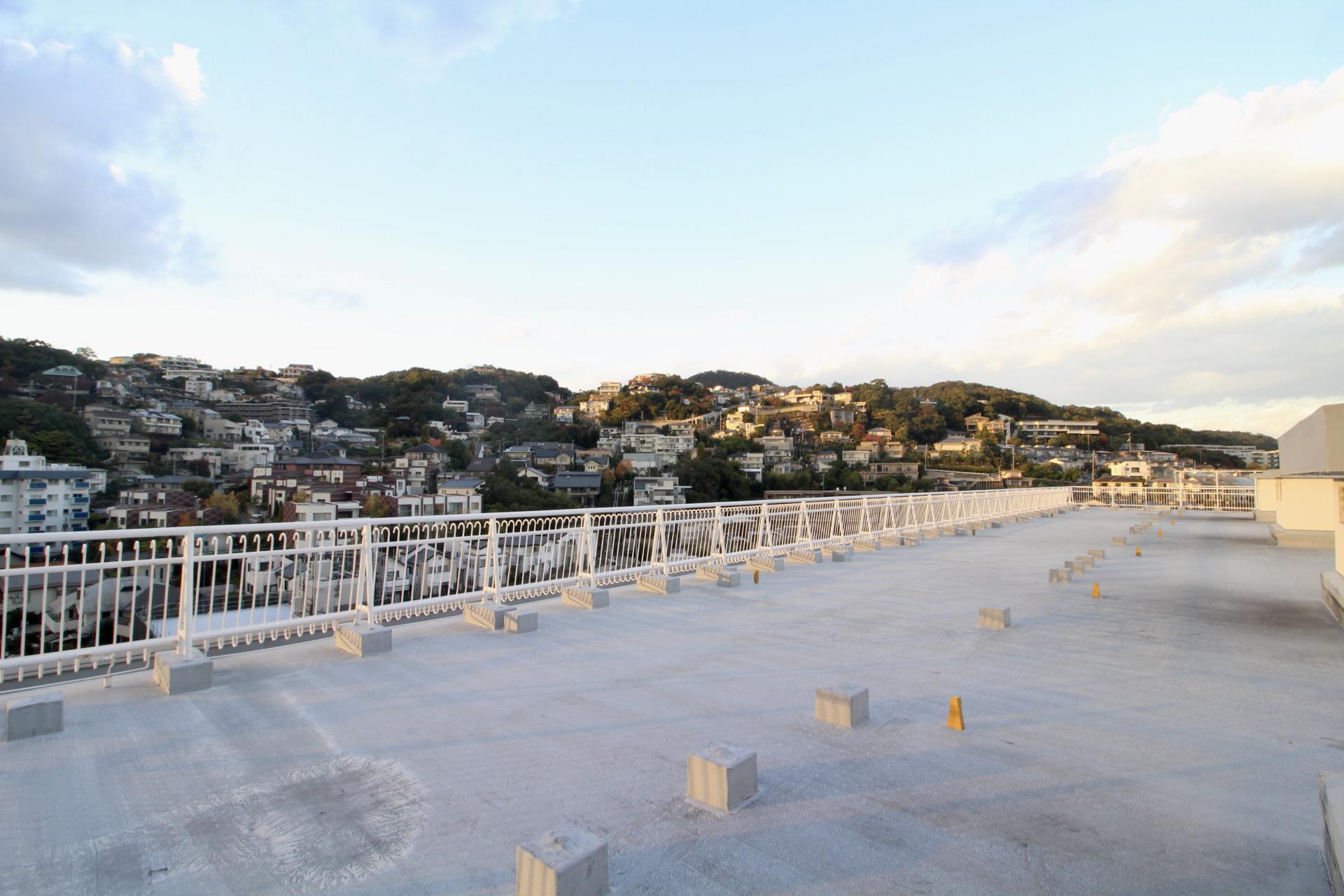 西宮市甲陽園本庄町の賃貸物件/屋上からの眺めも圧巻