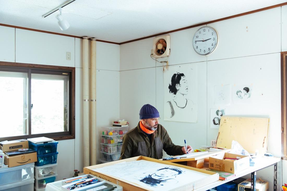 神戸市灘区六甲山町西谷山の賃貸物件/ハウスアーティストのロクさん。個性豊かな利用者のみなさんのゆるやかな繋がりも魅力。