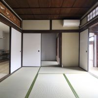 神戸市兵庫区上祇園町の賃貸物件/立派な欄間のある端正な造りの和室（リノベーション直後の写真を使用しています。）