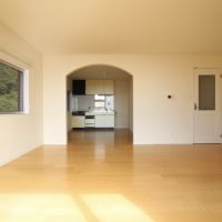 神戸市中央区熊内町の賃貸物件/アーチの開口が愛らしいLDK