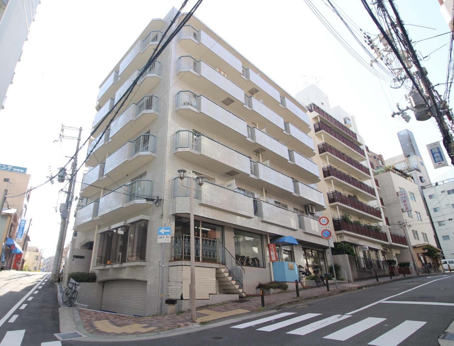 神戸市中央区花隈町の賃貸物件/人通りも多い交差点角地のレトロマンション